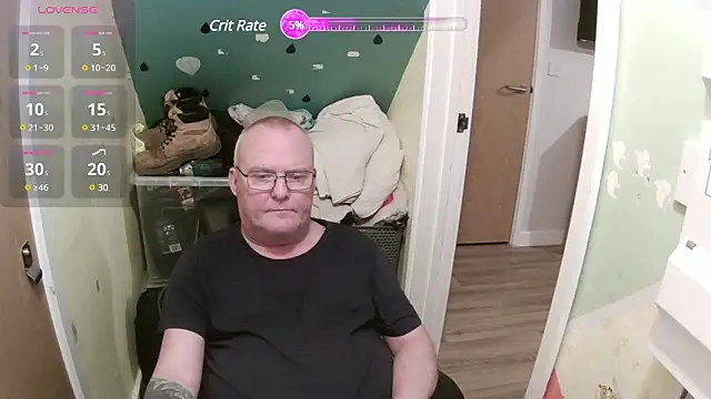 Snapshot of FriendlyDave chatting on 01/24/25, 09:47 FriendlyDave online show from 01/24/25, 09:47