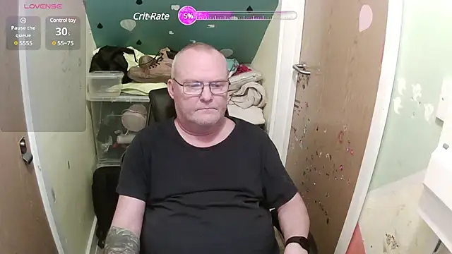 Snapshot of FriendlyDave chatting on 01/26/25, 04:51 FriendlyDave online show from 01/26/25, 04:51