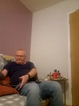 Snapshot of FriendlyDave chatting on 01/26/25, 09:07 FriendlyDave online show from 01/26/25, 09:07