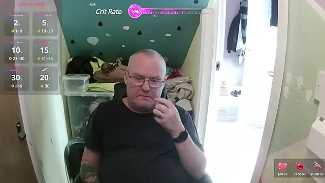 Snapshot of FriendlyDave chatting on 01/27/25, 12:48 FriendlyDave online show from 01/27/25, 12:48