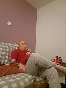 Snapshot of FriendlyDave chatting on 01/30/25, 10:19 FriendlyDave online show from 01/30/25, 10:19