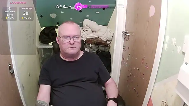 Snapshot of FriendlyDave chatting on 02/02/25, 09:08 FriendlyDave online show from 02/02/25, 09:08