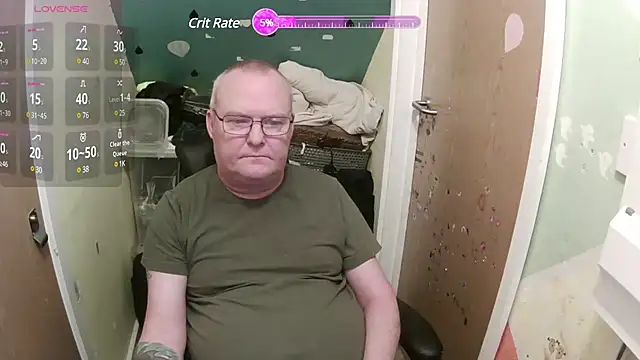 Snapshot of FriendlyDave chatting on 02/04/25, 08:56 FriendlyDave online show from 02/04/25, 08:56