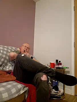 Snapshot of FriendlyDave chatting on 02/14/25, 10:25 FriendlyDave online show from 02/14/25, 10:25