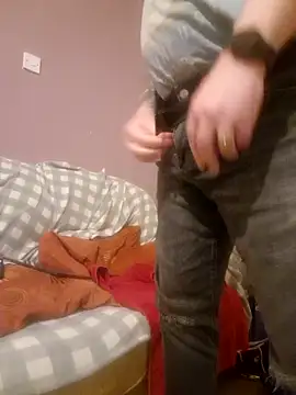 Snapshot of FriendlyDave chatting on 02/15/25, 11:03 FriendlyDave online show from 02/15/25, 11:03