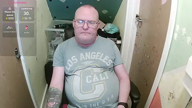 Snapshot of FriendlyDave chatting on 02/22/25, 06:06 FriendlyDave online show from 02/22/25, 06:06