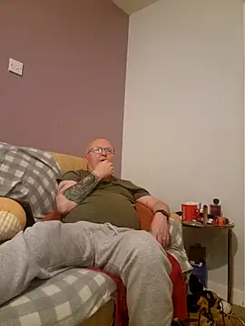 Snapshot of FriendlyDave chatting on 02/26/25, 09:48 FriendlyDave online show from 02/26/25, 09:48