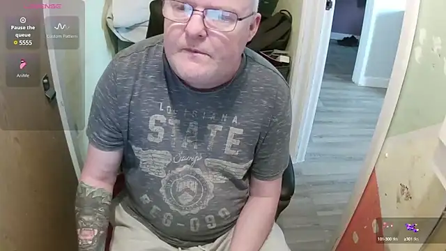 Snapshot of FriendlyDave chatting on 03/13/25, 07:53 FriendlyDave online show from 03/13/25, 07:53