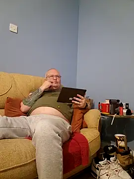 Snapshot of FriendlyDave chatting on 03/22/25, 10:15 FriendlyDave online show from 03/22/25, 10:15