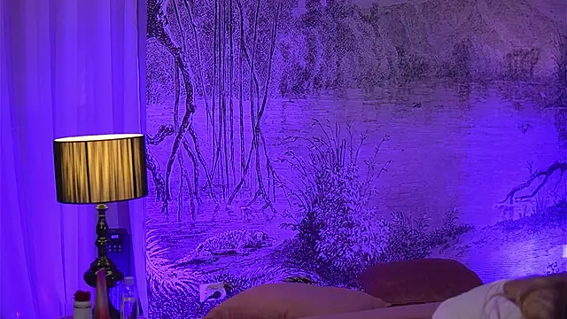 YamiraKim online show from 04/08/26, 06:08