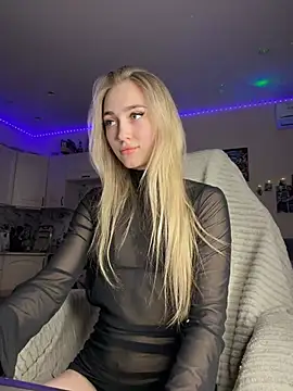 Snapshot of Good__Girl_ chatting on 03/04/26, 04:46 Good Girl online show from 03/04/26, 04:46