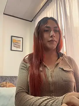 jesica  simpson online show from 02/21/25, 03:10