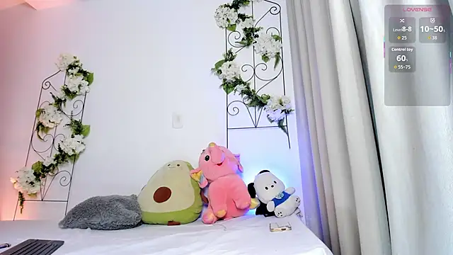 Jiggly   online show from 09/13/25, 02:11