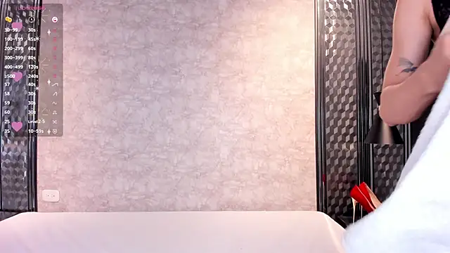 Jiggly   online show from 10/17/25, 09:50