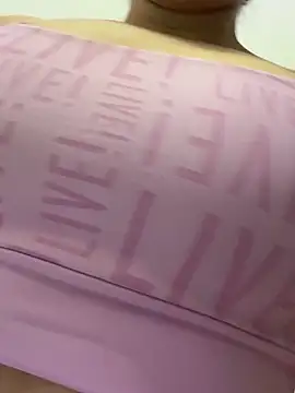 Snapshot of lupyta20 chatting on 09/15/25, 06:08 lupyta20 online show from 09/15/25, 06:08