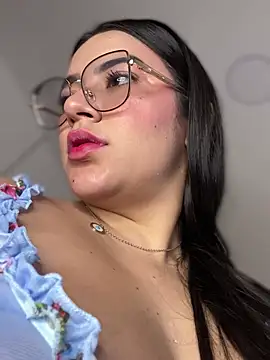 Snapshot of Lia_flowers chatting on 01/19/25, 10:39 Lia flowers online show from 01/19/25, 10:39