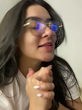 Snapshot of Lia_flowers chatting on 01/21/25, 06:55 Lia flowers online show from 01/21/25, 06:55