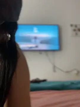 Snapshot of Lia_flowers chatting on 01/27/25, 12:01 Lia flowers online show from 01/27/25, 12:01