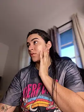 Snapshot of Lia_flowers chatting on 02/07/25, 11:03 Lia flowers online show from 02/07/25, 11:03