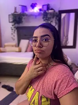 Snapshot of Lia_flowers chatting on 02/10/25, 11:34 Lia flowers online show from 02/10/25, 11:34