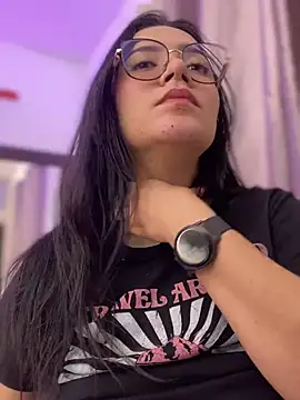 Snapshot of Lia_flowers chatting on 02/14/25, 06:45 Lia flowers online show from 02/14/25, 06:45