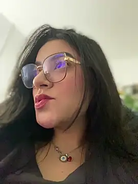 Snapshot of Lia_flowers chatting on 02/20/25, 03:01 Lia flowers online show from 02/20/25, 03:01