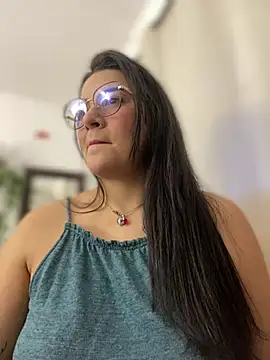 Snapshot of Lia_flowers chatting on 02/24/25, 11:09 Lia flowers online show from 02/24/25, 11:09