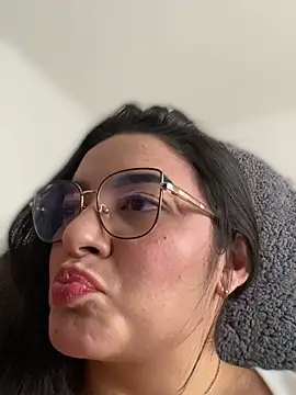 Snapshot of Lia_flowers chatting on 02/28/25, 10:06 Lia flowers online show from 02/28/25, 10:06