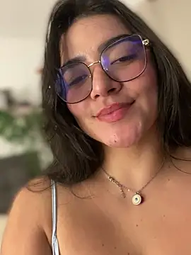 Snapshot of Lia_flowers chatting on 03/06/25, 11:09 Lia flowers online show from 03/06/25, 11:09