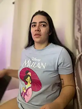 Snapshot of Lia_flowers chatting on 03/10/25, 11:49 Lia flowers online show from 03/10/25, 11:49