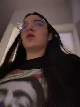 Snapshot of Lia_flowers chatting on 03/18/25, 05:31 Lia flowers online show from 03/18/25, 05:31