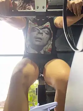 Snapshot of Lia_flowers chatting on 03/21/25, 10:06 Lia flowers online show from 03/21/25, 10:06