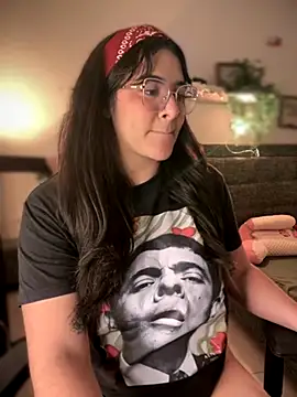 Snapshot of Lia_flowers chatting on 09/23/25, 12:13 Lia flowers online show from 09/23/25, 12:13