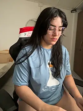 Snapshot of Lia_flowers chatting on 11/23/25, 08:30 Lia flowers online show from 11/23/25, 08:30