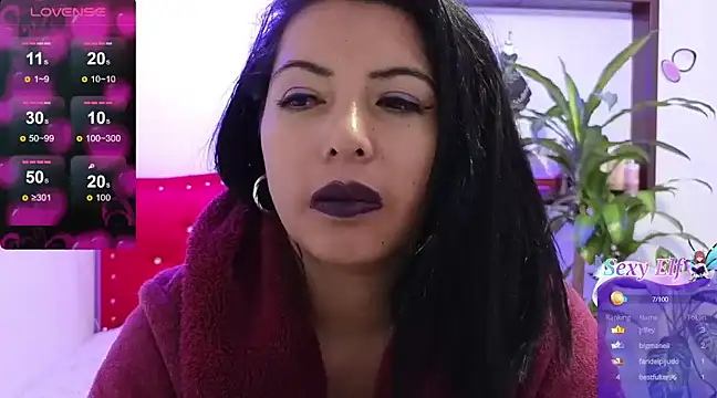 Snapshot of Mariana_collins99 chatting on 02/02/25, 01:30 Mariana collins99 online show from 02/02/25, 01:30