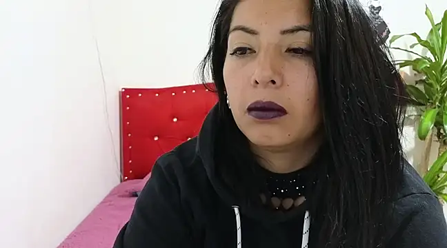 Snapshot of Mariana_collins99 chatting on 02/06/25, 08:29 Mariana collins99 online show from 02/06/25, 08:29