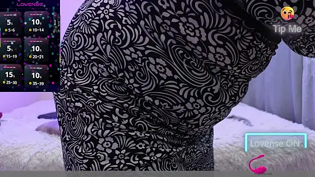 Snapshot of Mariana_collins99 chatting on 11/26/25, 07:20 Mariana collins99 online show from 11/26/25, 07:20