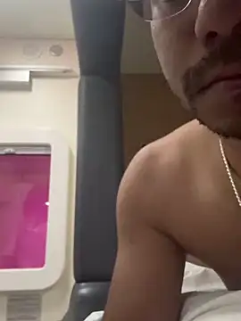 insanefreak69 online show from 12/03/24, 05:20