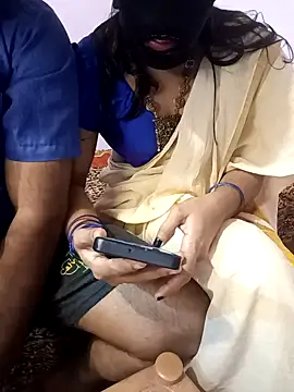 Mallu-Gayathri Arun online show from 02/05/25, 02:05