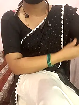 Mallu-Gayathri Arun online show from 09/16/25, 05:08