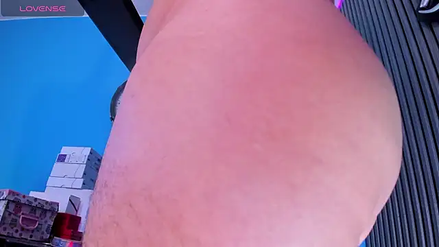 Snapshot of Patty_jenkinss_ chatting on 02/25/25, 03:31 Patty jenkinss online show from 02/25/25, 03:31