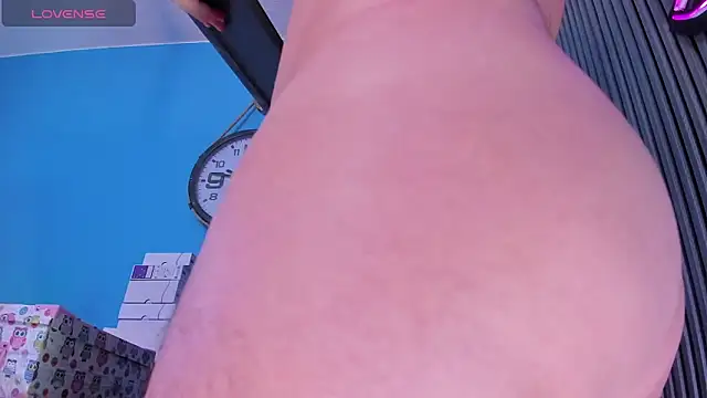 Snapshot of Patty_jenkinss_ chatting on 03/16/25, 01:17 Patty jenkinss online show from 03/16/25, 01:17