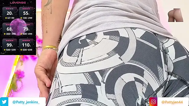 Snapshot of Patty_jenkinss_ chatting on 10/19/25, 02:34 Patty jenkinss online show from 10/19/25, 02:34