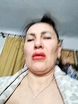 lindaledi2 online show from 04/12/26, 04:34