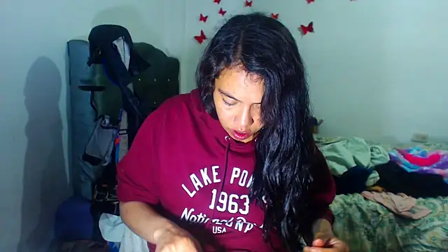 AmaraRoberts420 online show from 11/29/25, 04:04