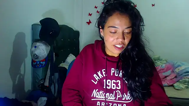 AmaraRoberts420 online show from 12/01/25, 06:13