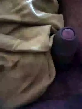 Snapshot of Sanjaymartin29 chatting on 12/04/24, 02:09 Sanjaymartin29 online show from 12/04/24, 02:09