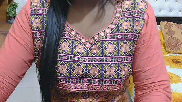 esita 1212 online show from 11/08/25, 01:39