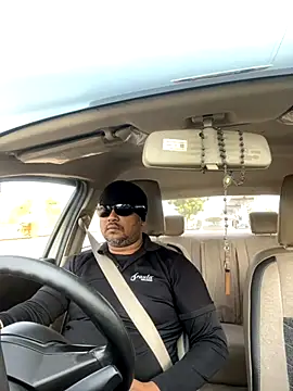 Dick 6inches online show from 10/17/25, 04:26