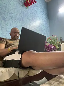 Dick 6inches online show from 02/26/26, 02:54